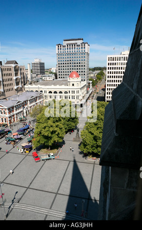 Vista aerea di fronte alla piazza della cattedrale dal campanile della Chiesa di Cristo cattedrale anglicana, Christchurch, Nuova Zelanda Foto Stock