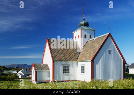 La chiesa del villaggio in Bud Fraena More og Romsdal Norvegia Foto Stock