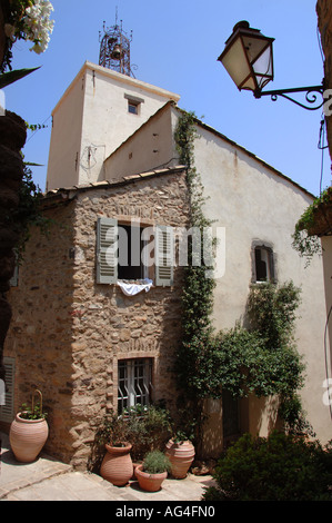 Una tipica casa di abitazione in Grimaud village Foto Stock
