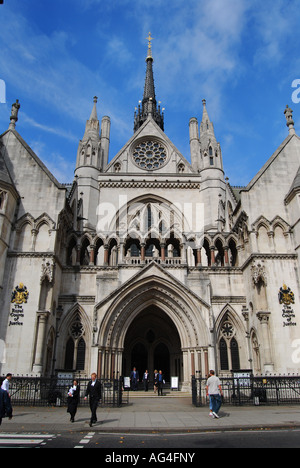 Il Royal Courts of Justice di Londra Foto Stock