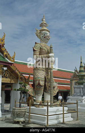 Il demone Yaksha Guard al Grand Palace, Bangkok in Thailandia Foto Stock