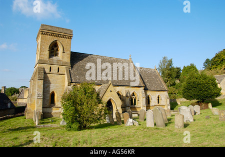 La chiesa nel villaggio Costwold di Snowshill Gloucestershire England Regno Unito Foto Stock