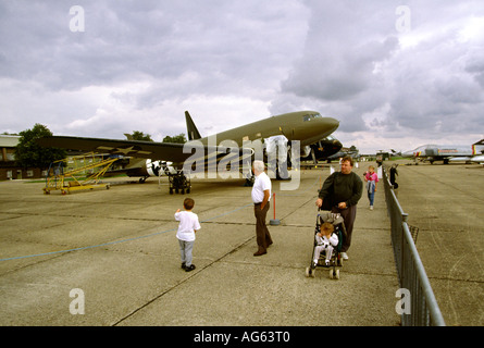 Cambridgeshire il museo di Duxford Douglas DC3 Dakota Foto Stock