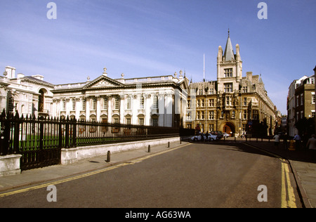 Cambridgeshire Cambridge Kings Parade e la Casa del Senato Foto Stock