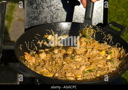 Cucinato a casa stile Singapore noodle Foto Stock