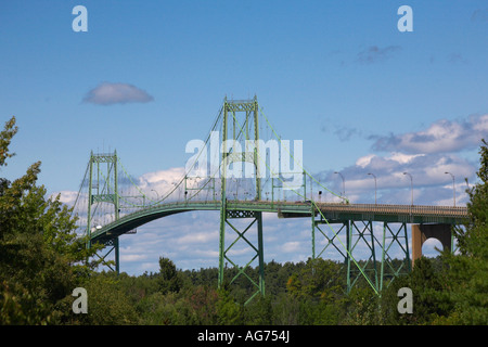 Le mille isole ponte al di sopra della st Lawrence nel fiume il Mare del St Lawrence mille isole regione dello Stato di New York