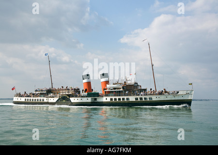 Waverly Battello a vapore è l'ultimo ocean andando battello a vapore visto nel Solent off il IOW Foto Stock