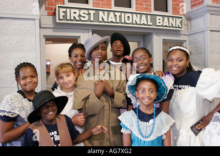 Tuscaloosa Alabama, museo per bambini, storia, costume, abito vittoriano, Black Black Blacks African Africans etnic minorità, studenti istruzione Foto Stock