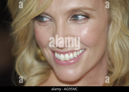 Toni Collette New York martedì 25 luglio 2006 New York Premier di LITTLE MISS SUNSHINE a AMC Loews Lincoln Square attore attrice film premiere deliberando red carpet evento celebrità famose celebrità Foto Stock