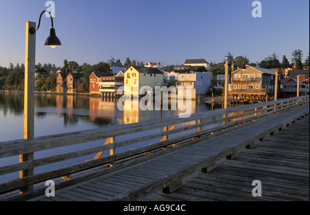 Coupeville waterfront e il molo presso sunrise Coupeville Washington Foto Stock