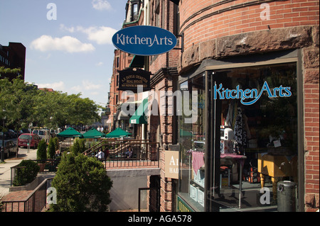 Negozi in arenaria edifici su Newberry Street Boston MA Foto Stock
