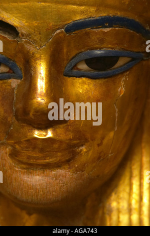 Yuya morte maschera al Museo del Cairo in Egitto Foto Stock