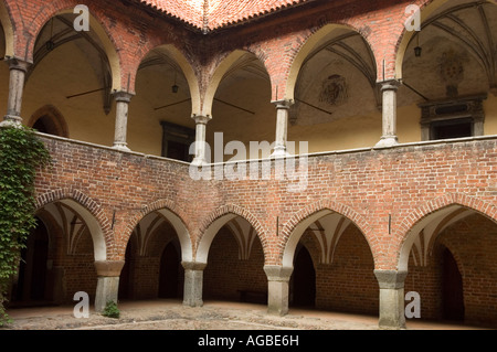 Cortile dei Vescovi Warmian Castello di Lidzbark Warmiski o Heilsberg, Warmia, Polonia Foto Stock