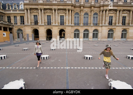 Jardin du Palais Royal Paris France Foto Stock