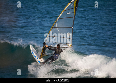 Windsurf presso Leo Carrillo State Park Malibu California Stati Uniti d'America Foto Stock