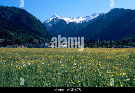 Vista del ghiacciaio Kitzsteinhorn da Kaprun Foto Stock