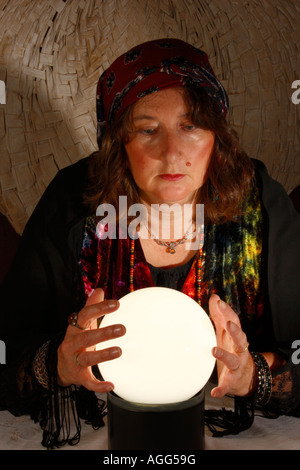 Donna gitana Fortune Teller Foto Stock