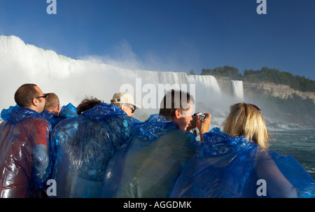 La Domestica della Foschia tour in barca alle Cascate del Niagara, Canada Foto Stock