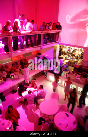 Supperclub è considerato uno dei più hippy Amsterdams e trendy ristorante Club Olanda Foto Stock