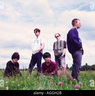 Radiohead 1992. Precoce ritratto di gruppo in un campo fuori Oxford per la calce Lizard magazine. Foto Stock
