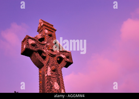 Croce celtica, cimitero, Irlanda Foto Stock