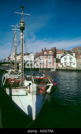 Nave a vela "Helga Maria' a Whitby, North Yorkshire, Inghilterra, Regno Unito Foto Stock