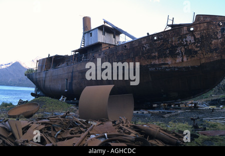 Abbandonata la nave a Stromness Stazione Baleniera, Georgia del Sud Foto Stock