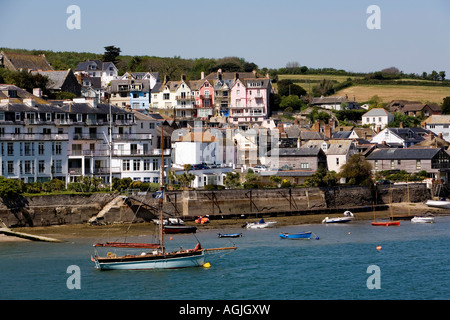 Regno Unito Devon Salcombe dal Fishermans Cove attraverso l'estuario Foto Stock