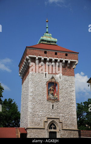 San Floriano's Gate leading da via Florianska Cracovia Foto Stock