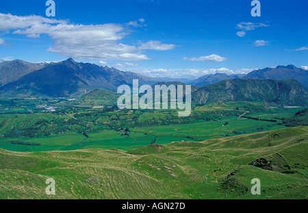 Il Remarkables Mountains vicino a Queenstown Isola del Sud della Nuova Zelanda Foto Stock