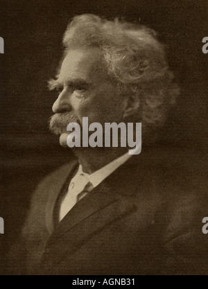 Mark Twain, pseudonimo di Samuel Langhorne Clemens, 1835 - 1910. Lo scrittore americano e umorista. Foto Stock