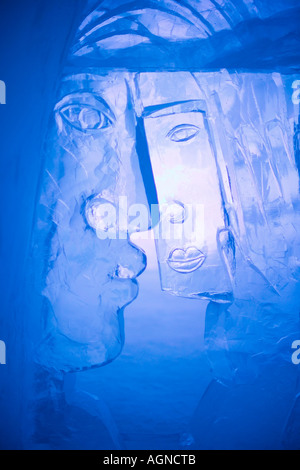 Scultura all'Ice hotel Jukkasjarvi Svezia Foto Stock