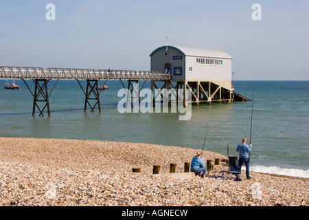 Il RNLI scialuppa di salvataggio dalla stazione di Selsey West Sussex Foto Stock