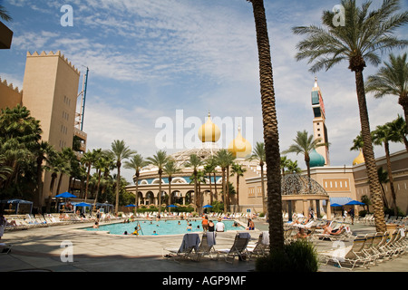 Las Vegas Nevada piscina presso il Sahara Hotel Foto Stock