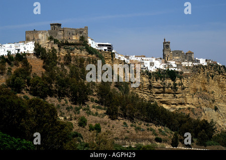 C16 chiesa di San Pedro Castillo Marchesi de Tamaron Arcos de la Frontera Alpujarras Provincia de Cadiz Andalucia Spagna Foto Stock