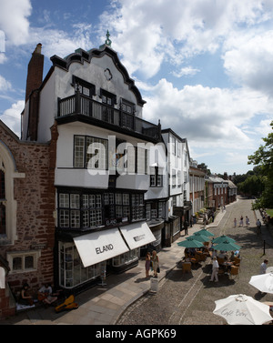 MOLLS COFFEE SHOP Cathedral Yard Square vicino EXETER DEVON REGNO UNITO Foto Stock