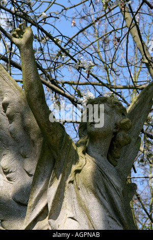 Il cimitero di Highgate Londra cherubino polena Foto Stock