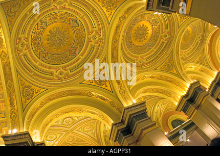 21 07 04 Vienna Austria l'interno di Musikgrein Concert Hall Vienna Austria foto copyright Barry Cronin Chromepix com Foto Stock