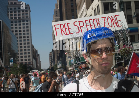 Gli oppositori del Presidente George Bush rally in New York Foto Stock