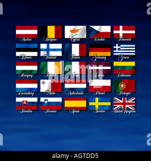 Bandiere con i nomi dei Paesi membri dell Unione Europea Foto Stock