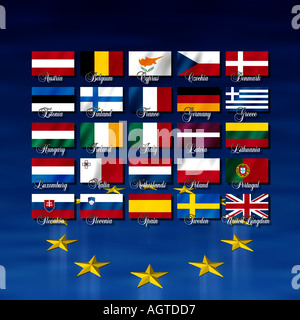 Bandiere con i nomi delle nazioni membro dell' Unione europea più la corona di stelle dorate Foto Stock