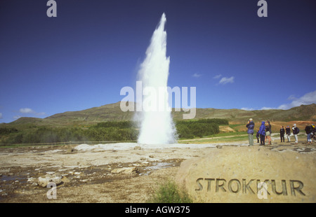 Geysir Strokkur Islanda Foto Stock