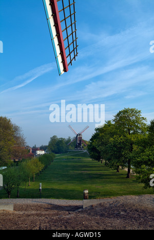 Sint Janshuysmolen o St Janhuismolen windmill Bruges Brugge Belgio Foto Stock