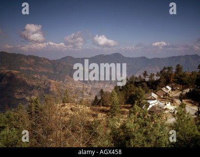 Il Nepal vista panoramica di lontani Himalaya da Daman Foto Stock