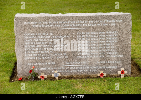 Stele commemorativa della trentaseiesima Ulster division il Victoria Cross vincitori sull'attacco di somme nel luglio 1916, Francia Foto Stock