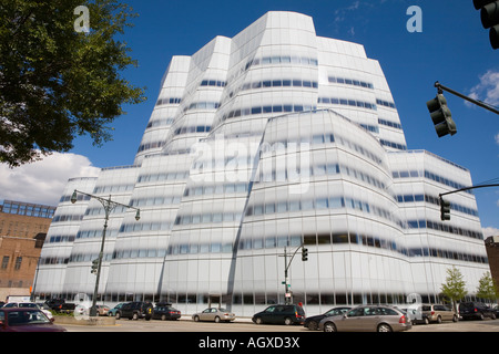 Frank Gehry Manhattan debutto è IAC edificio sul lato Ovest autostrada per Barry Diller Foto Stock