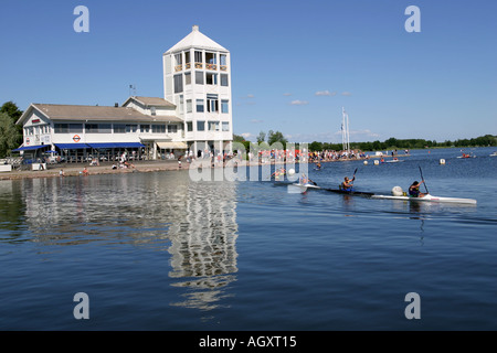 Nel mezzo di una lunga distanza di gara di canoa in Svezia Nykoping Foto Stock