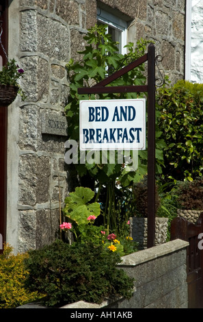 Un bed and breakfast segno al di fuori di una guest house a Padstow,cornwall,Inghilterra Foto Stock