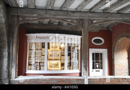 Il Kingsgate libri e stampe Shop, Winchester, Hampshire, Inghilterra, Regno Unito Foto Stock