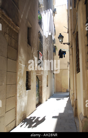 Vicolo del quartiere gotico Barcellona Spagna Foto Stock